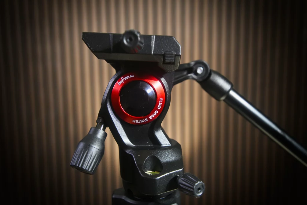 Manfrotto Befree Carbon Fibre Tripod or Lexar Professional SILVER Series 128GB Class B card